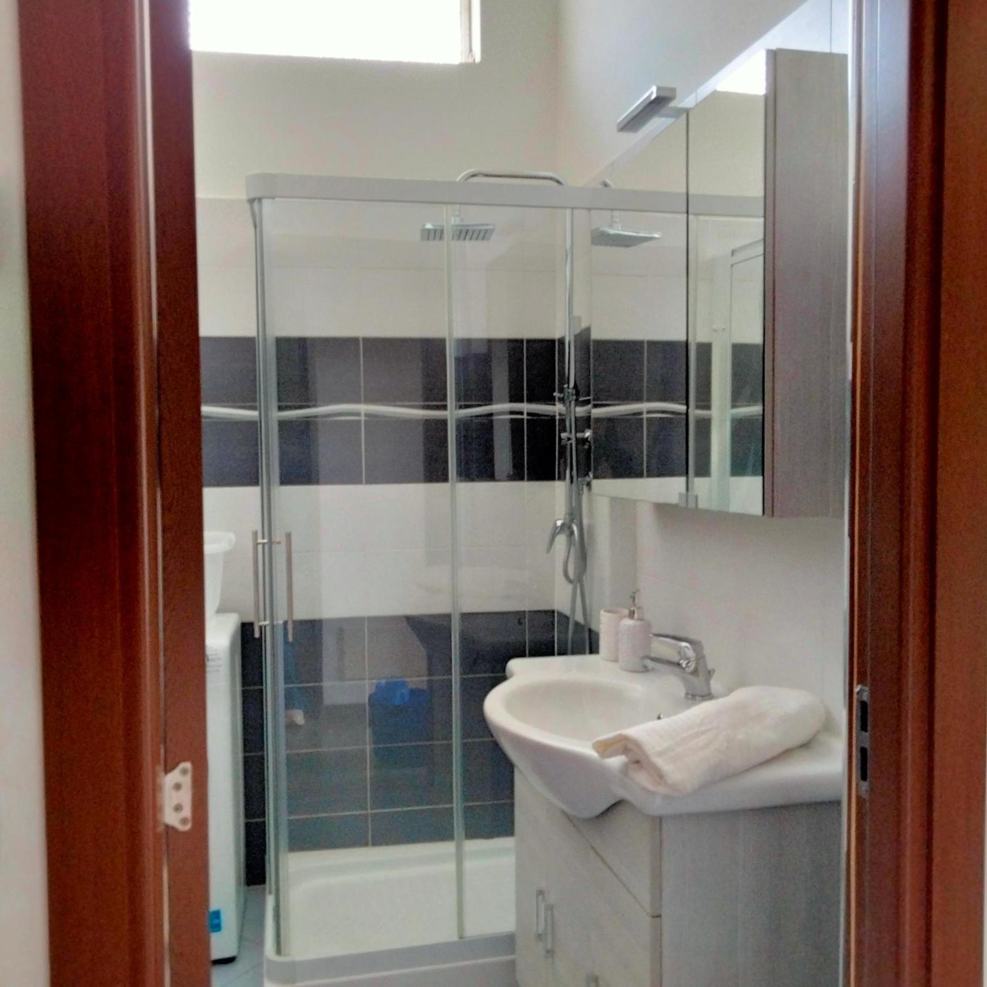 Doba House Apartman Baveno Kültér fotó